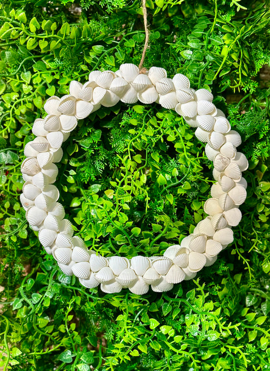 8” White Rose Clam Shell Wreath